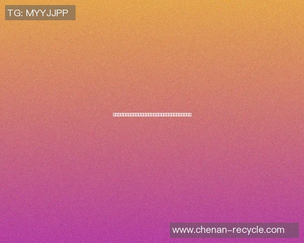 足球明星与女友的幸福生活瞬间分享精彩合照展现甜蜜爱情与运动激情